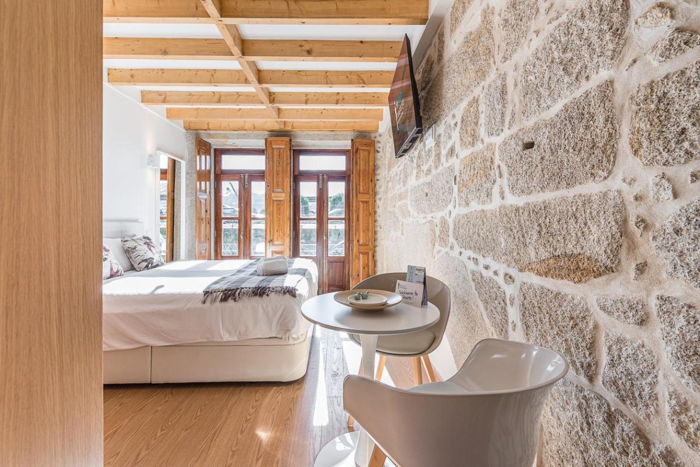 Guestready - Miragaia Stone Studios & Apartments Porto Exterior photo