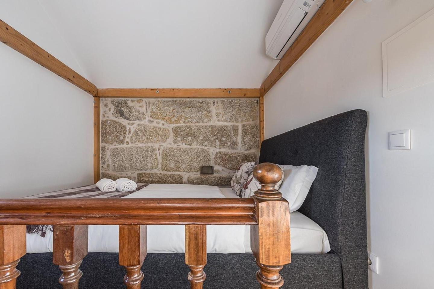 Guestready - Miragaia Stone Studios & Apartments Porto Exterior photo